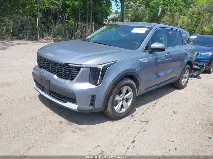 2025 Kia Sorento VIN 5XYRG4JC8SG332364 IAAI salvage auction — REAR END, Salvage (Rhode Island), sold $8,100 on 2026-07-28 (photo 2)