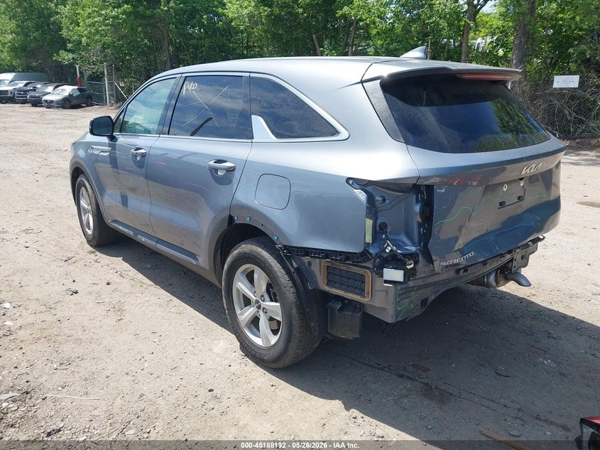 2025 Kia Sorento VIN 5XYRG4JC8SG332364 IAAI salvage auction — REAR END, Salvage (Rhode Island), sold $8,100 on 2026-07-28 (photo 3)