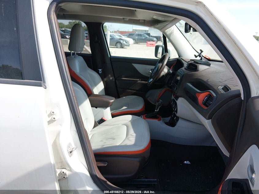 2015 Jeep Renegade VIN ZACCJBDT7FPC31247 IAAI salvage auction — LEFT FRONT, Salvage Title, sold $1,950 on 2026-07-14 (photo 5)