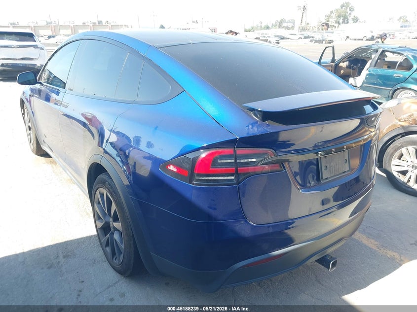 2023 Tesla Model x VIN 7SAXCDE5XPF427234 IAAI salvage auction — RIGHT SIDE, Salvage (California), sold $23,900 on 2026-07-15 (photo 3)