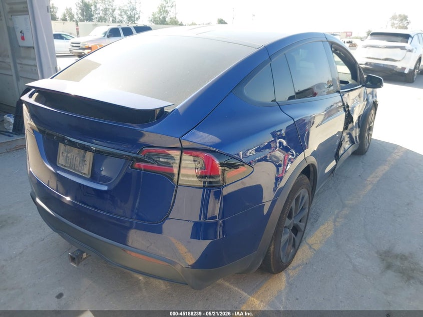 2023 Tesla Model x VIN 7SAXCDE5XPF427234 IAAI salvage auction — RIGHT SIDE, Salvage (California), sold $23,900 on 2026-07-15 (photo 4)