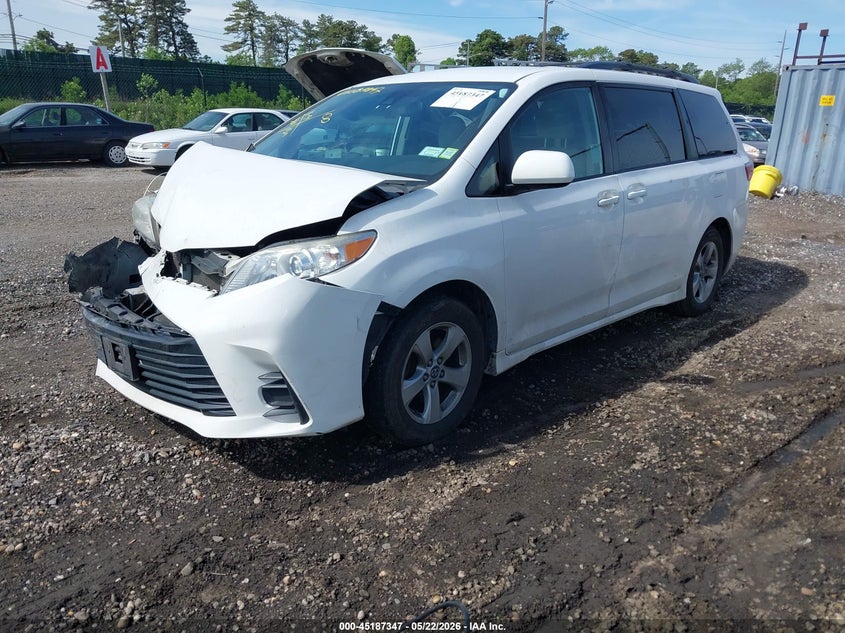 2020 Toyota Sienna VIN 5TDKZ3DC6LS049659 IAAI salvage auction — FRONT END, Mv-907A (New York), sold $4,450 on 2026-07-14 (photo 2)