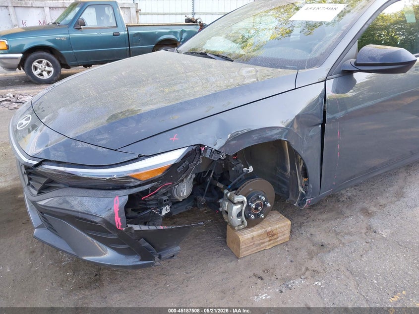 2025 Hyundai Elantra VIN KMHLM4DJ7SU173520 IAAI salvage auction — LEFT FRONT, Salvage (Michigan), sold $4,150 on 2026-07-30 (photo 6)