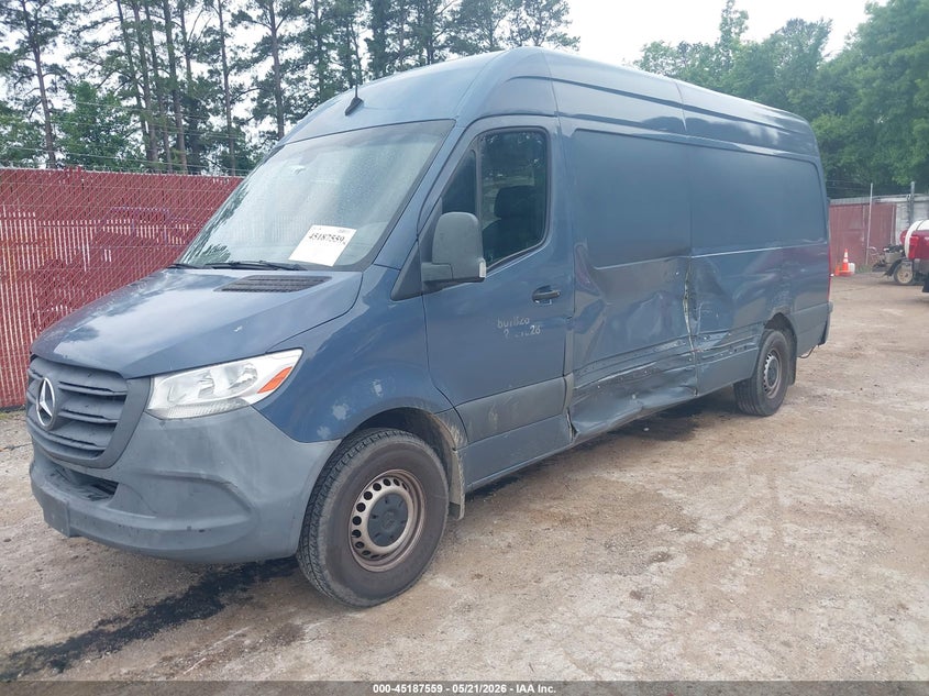 2019 Mercedes-benz Sprinter VIN WD4PF1CD3KT012264 IAAI salvage auction — SIDE, Salvage (Texas), sold $5,600 on 2026-07-09 (photo 2)