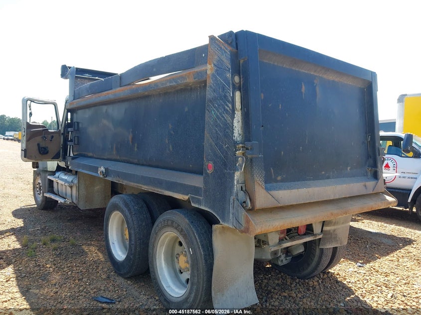 2017 Mack Granite VIN 1M2AX04C1HM036106 IAAI salvage auction — ROLLOVER, Salvage (Georgia), sold $21,550 on 2026-07-22 (photo 3)