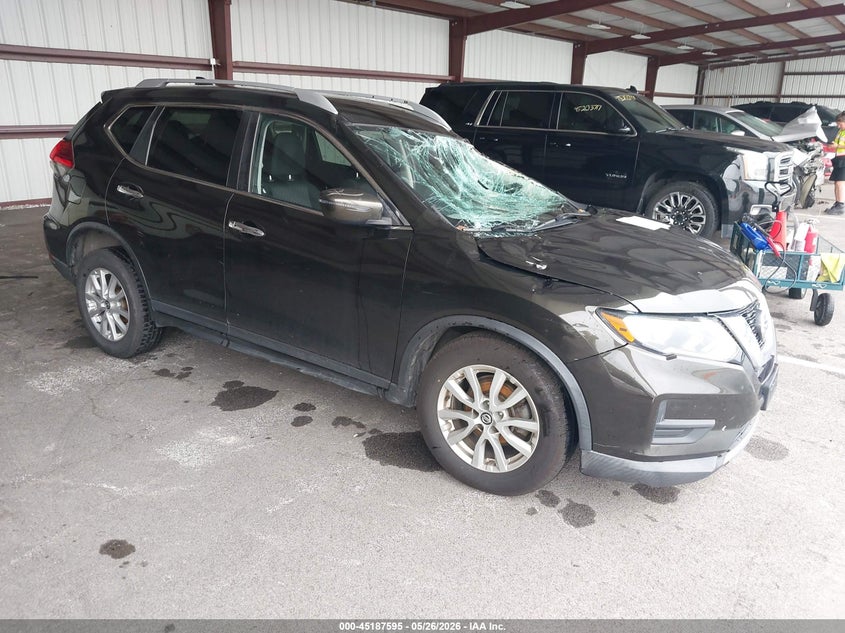 2017 Nissan Rogue VIN KNMAT2MV6HP565062 IAAI salvage auction — FRONT END, Clear (Indiana), sold $925 on 2026-07-23 (photo 1)