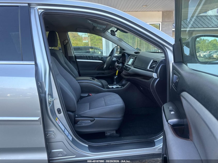2018 Toyota Highlander VIN 5TDBZRFH9JS843564 IAAI salvage auction — LEFT SIDE, Clear (New Jersey), sold $10,300 on 2026-07-08 (photo 5)