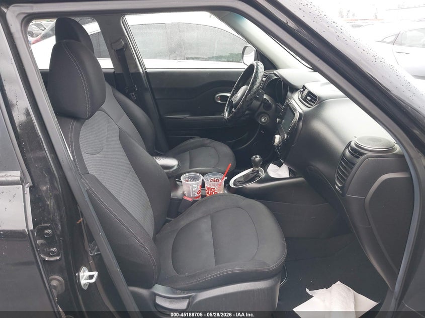 2019 Kia Soul VIN KNDJP3A57K7006013 IAAI salvage auction — REAR END, Salvage Title, sold $575 on 2026-07-22 (photo 5)