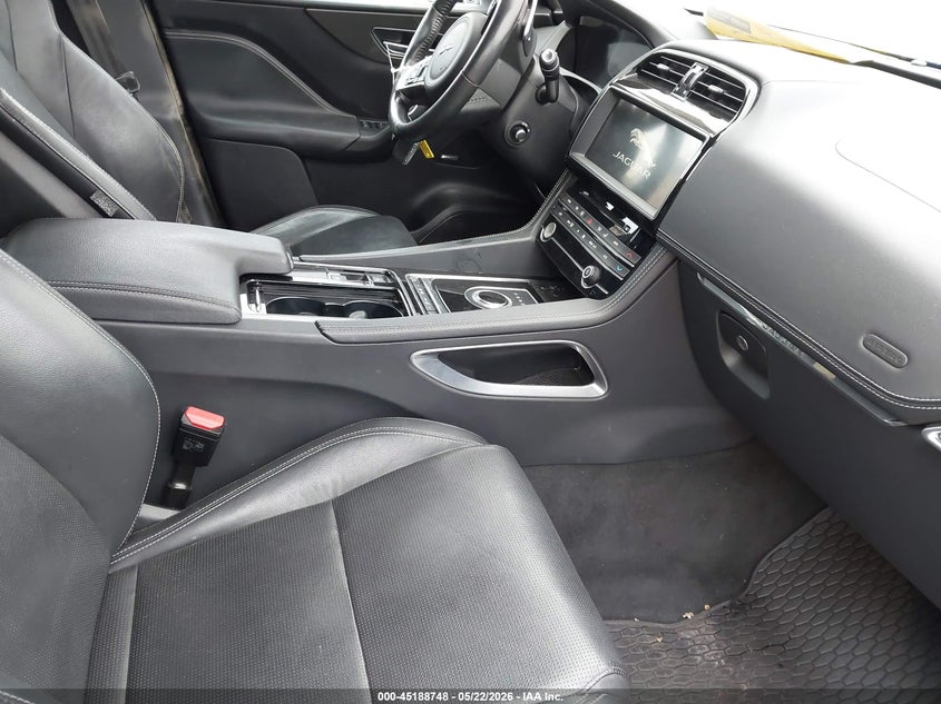 2019 Jaguar F-pace VIN SADCM2FV6KA610227 IAAI salvage auction — REAR END, Salvage (North Carolina), sold $6,200 on 2026-07-27 (photo 5)