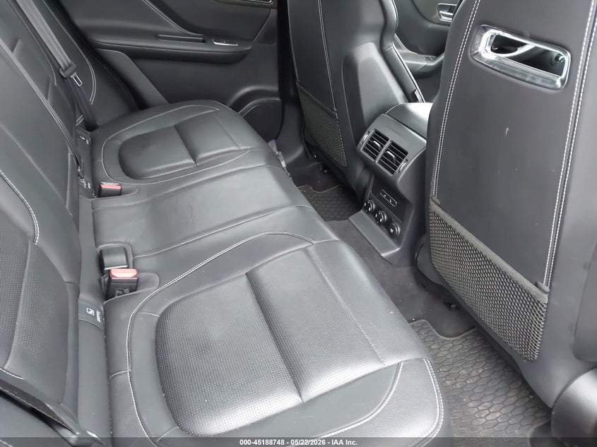 2019 Jaguar F-pace VIN SADCM2FV6KA610227 IAAI salvage auction — REAR END, Salvage (North Carolina), sold $6,200 on 2026-07-27 (photo 8)