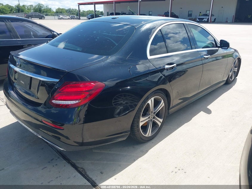 2020 Mercedes-benz E-klasse VIN W1KZF8DB4LA761313 IAAI salvage auction — FRONT END, Salvage (Texas), sold $12,000 on 2026-07-25 (photo 4)