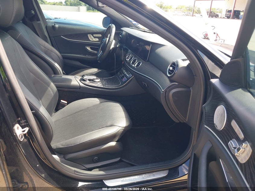 2020 Mercedes-benz E-klasse VIN W1KZF8DB4LA761313 IAAI salvage auction — FRONT END, Salvage (Texas), sold $12,000 on 2026-07-25 (photo 5)