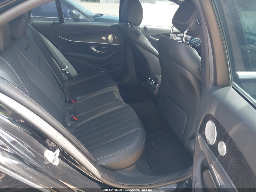 2020 Mercedes-benz E-klasse VIN W1KZF8DB4LA761313 IAAI salvage auction — FRONT END, Salvage (Texas), sold $12,000 on 2026-07-25 (photo 8)