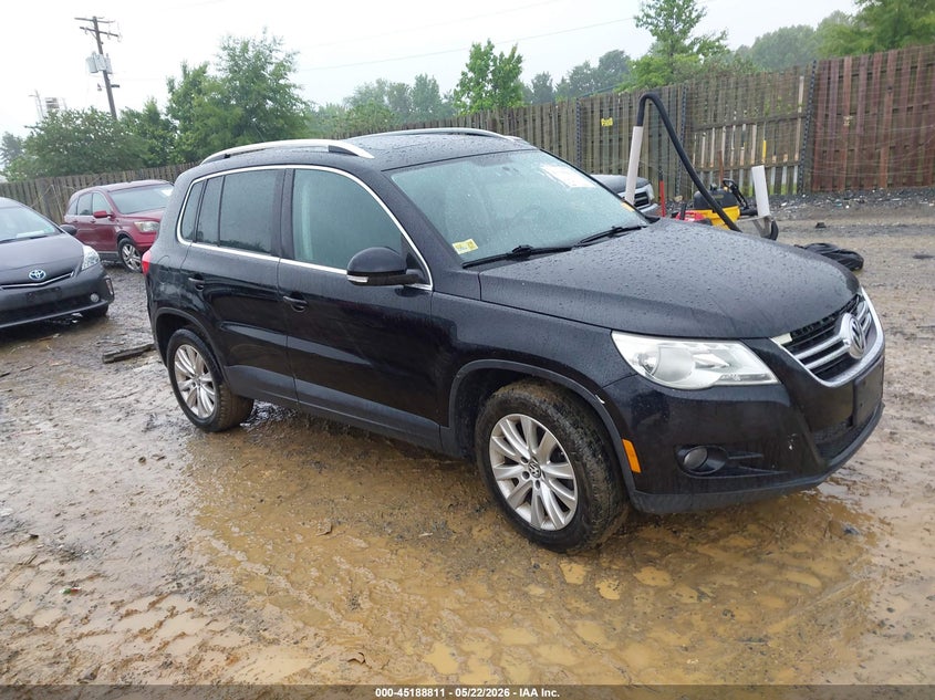2009 Volkswagen Tiguan VIN WVGBV95N09W000931 IAAI salvage auction — NORMAL WEAR, Clear (Virginia), sold $350 on 2026-07-13 (photo 1)