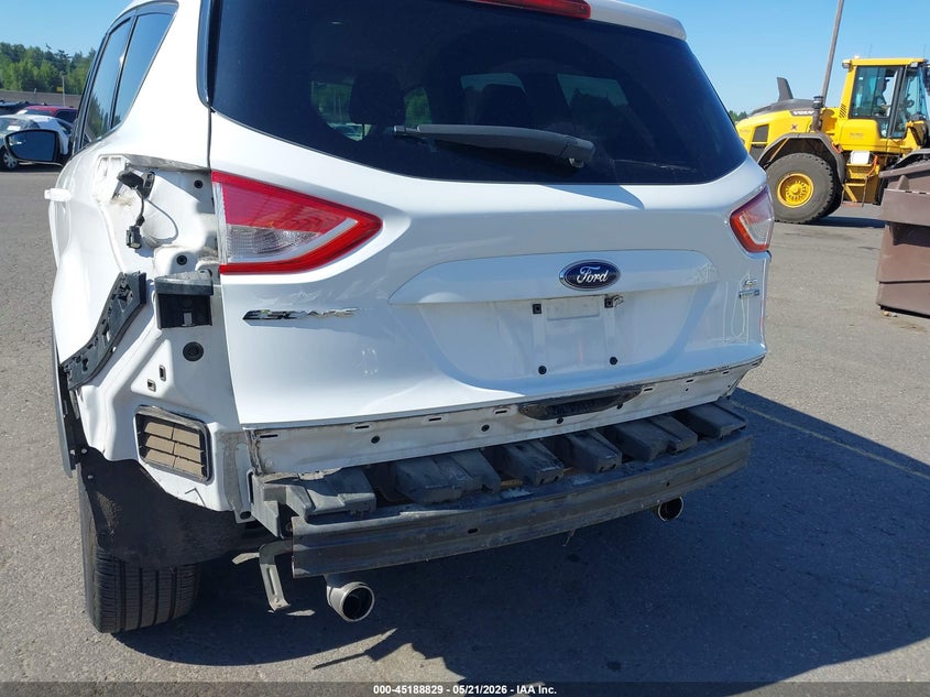 2013 Ford Escape VIN 1FMCU9GX4DUB47098 IAAI salvage auction — REAR END, Salvage (Oregon), sold $1,100 on 2026-07-09 (photo 6)