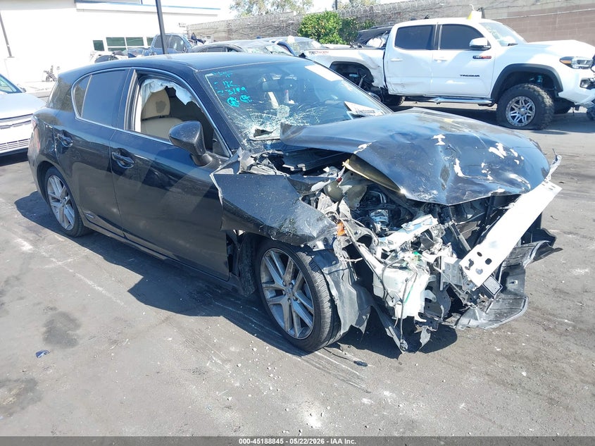2015 Lexus VIN JTHKD5BH1F2249383 IAAI salvage auction — RIGHT FRONT, Salvage Title, sold $675 on 2026-07-10 (photo 1)
