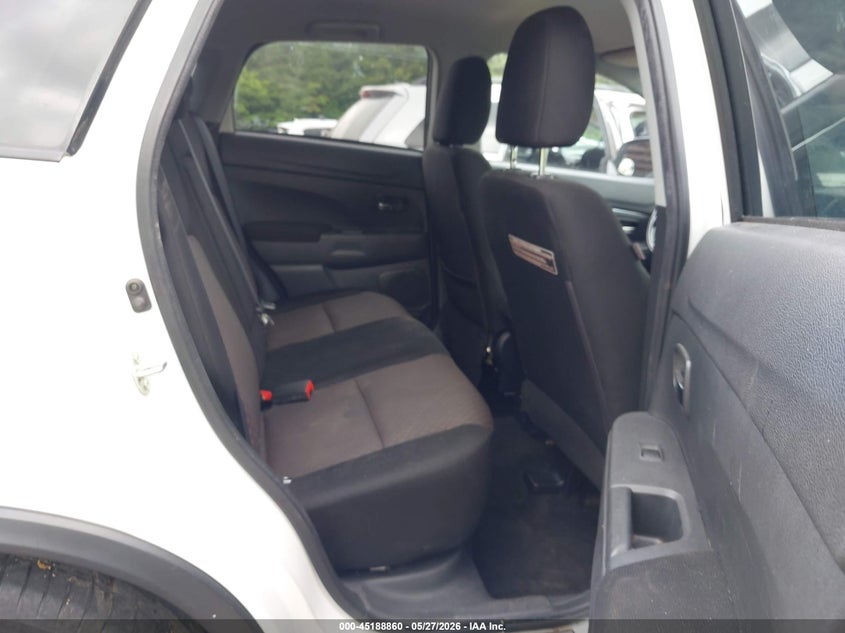 2017 Mitsubishi Outlander VIN JA4AP3AU3HZ044515 IAAI salvage auction — FRONT END, Salvage Title, sold $375 on 2026-07-29 (photo 8)
