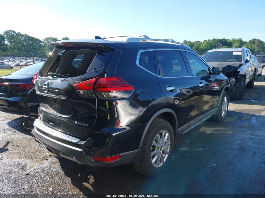 2017 Nissan Rogue VIN KNMAT2MVXHP606440 IAAI salvage auction — REAR END, Salvage Title, sold $1,200 on 2026-07-09 (photo 4)