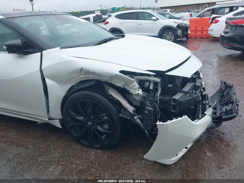 2023 Nissan Maxima VIN 1N4AA6EV5PC508343 IAAI salvage auction — FRONT END, Clear (Oklahoma), sold $7,400 on 2026-07-08 (photo 6)
