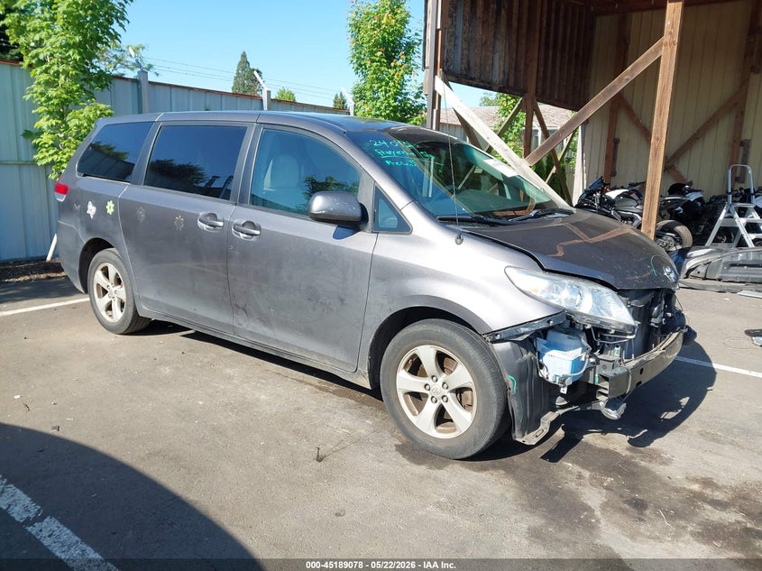 2012 Toyota Sienna VIN 5TDKA3DC1CS010758 IAAI salvage auction — FRONT END, Salvage (Oregon), sold $2,100 on 2026-07-09 (photo 1)