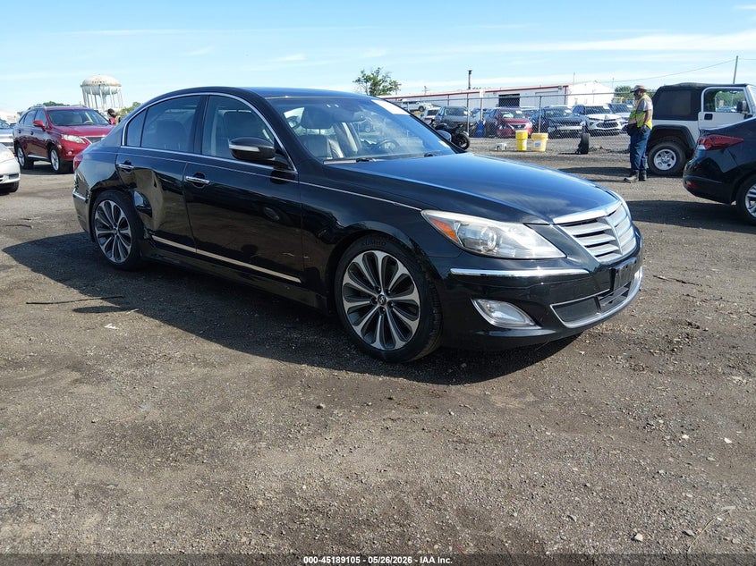 2013 Hyundai Genesis VIN KMHGC4DH3DU241705 IAAI salvage auction — RIGHT REAR, Salvage Title, sold $900 on 2026-07-27 (photo 1)