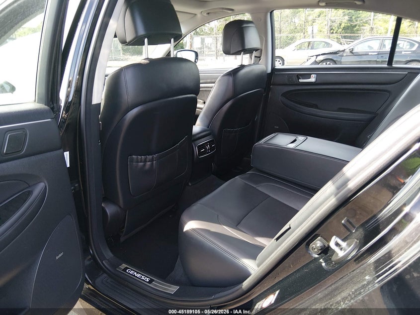 2013 Hyundai Genesis VIN KMHGC4DH3DU241705 IAAI salvage auction — RIGHT REAR, Salvage Title, sold $900 on 2026-07-27 (photo 8)