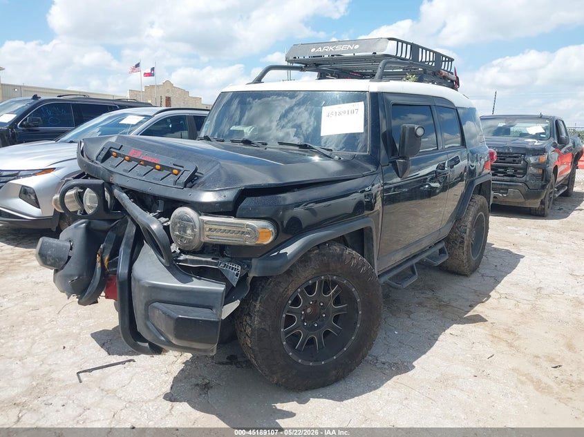 2013 Toyota Fj cruiser VIN JTEZU4BF7DK012818 IAAI salvage auction — FRONT END, Salvage (Texas), sold $3,550 on 2026-07-29 (photo 2)