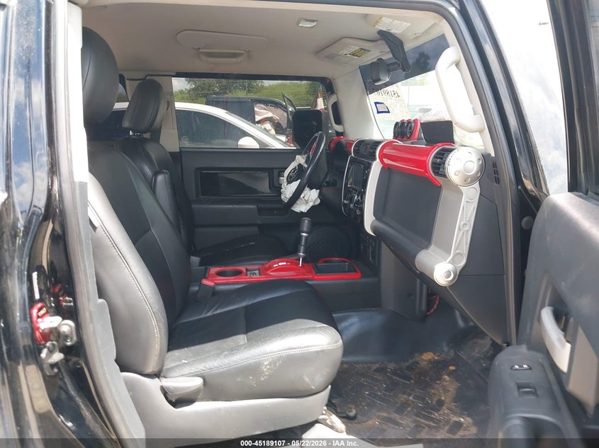2013 Toyota Fj cruiser VIN JTEZU4BF7DK012818 IAAI salvage auction — FRONT END, Salvage (Texas), sold $3,550 on 2026-07-29 (photo 5)
