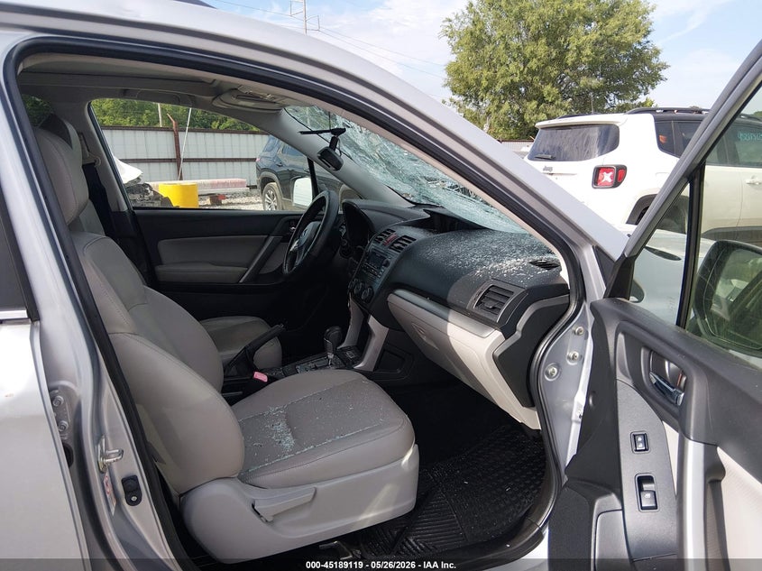 2014 Subaru Forester VIN JF2SJAHC5EH554770 IAAI salvage auction — HAIL, Clear (Missouri), sold $1,250 on 2026-07-13 (photo 5)