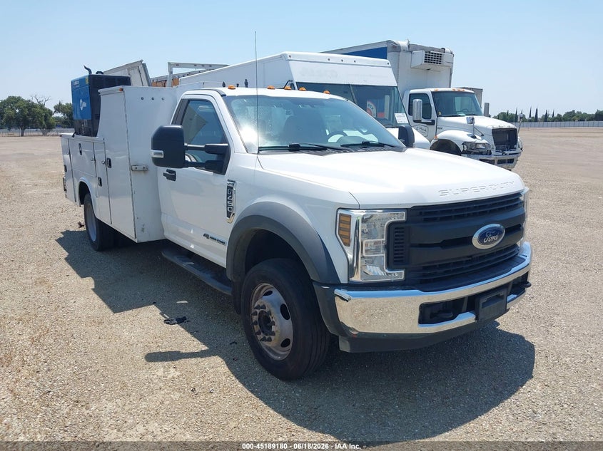 2018 Ford F-450 VIN 1FDUF4GT8JEC46849 — IAAI salvage auction photo