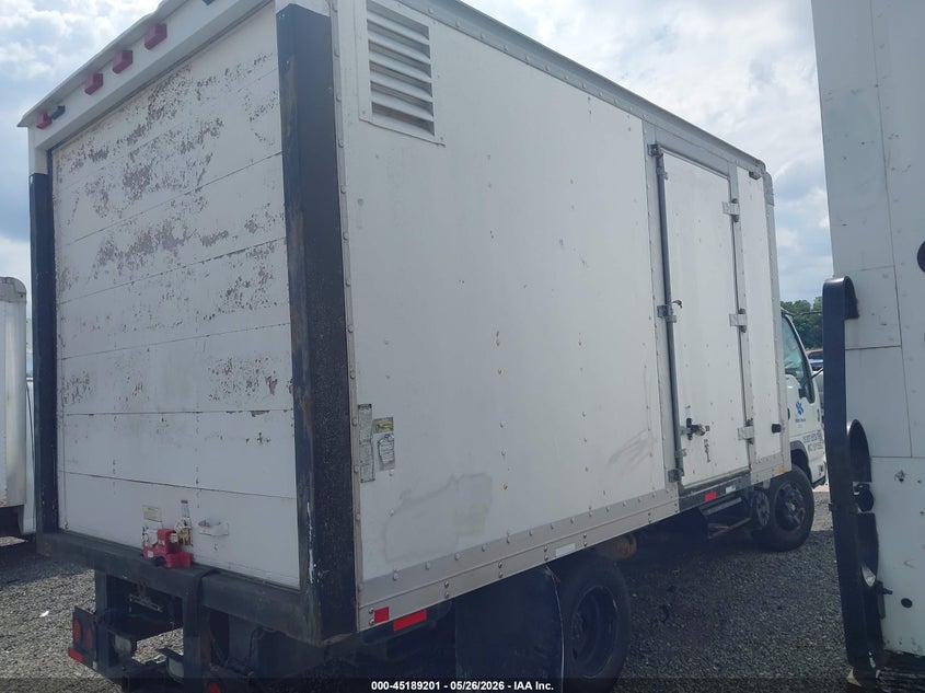2007 Gmc W4s042 VIN J8DC4B16277013932 IAAI salvage auction — NORMAL WEAR, Clear (Illinois), sold $825 on 2026-07-07 (photo 4)