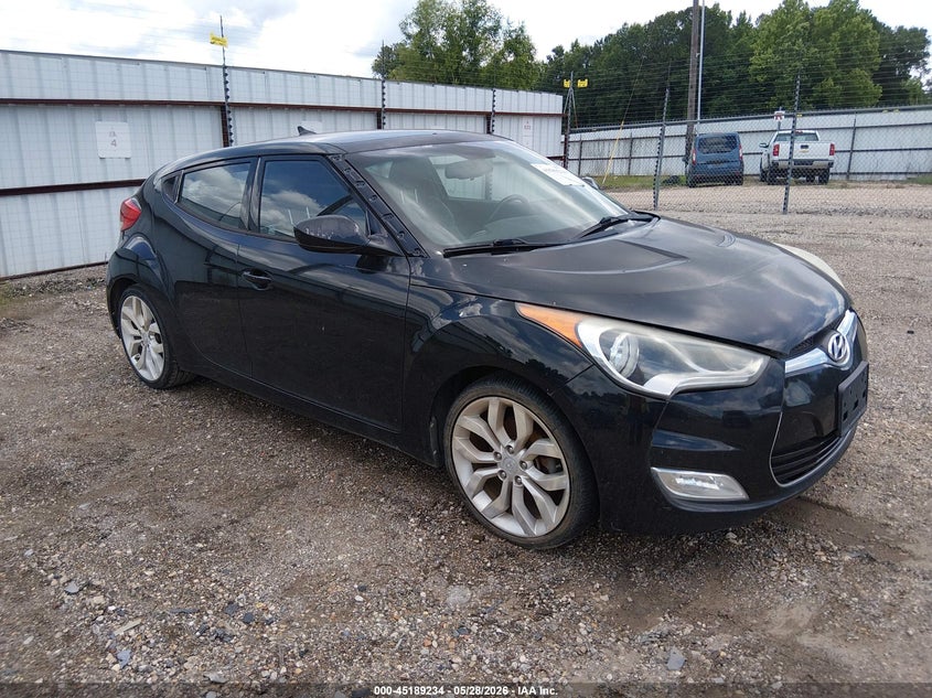 2013 Hyundai Veloster VIN KMHTC6AD7DU167877 IAAI salvage auction — NORMAL WEAR, Clear (Louisiana), sold $725 on 2026-07-13 (photo 1)