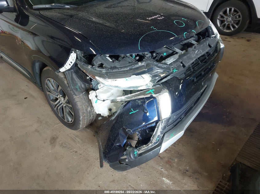 2018 Mitsubishi Outlander VIN JA4AD2A3XJZ052742 IAAI salvage auction — FRONT END, Prior Salvage (Minnesota), sold $1,150 on 2026-07-15 (photo 6)