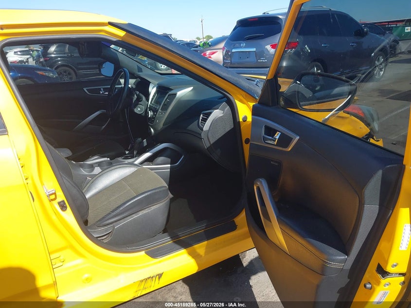 2016 Hyundai Veloster VIN KMHTC6AD3GU254941 IAAI salvage auction — RIGHT FRONT, Salvage Title, sold $875 on 2026-07-14 (photo 5)