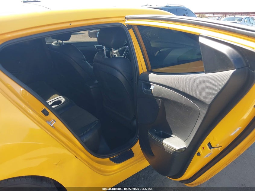 2016 Hyundai Veloster VIN KMHTC6AD3GU254941 IAAI salvage auction — RIGHT FRONT, Salvage Title, sold $875 on 2026-07-14 (photo 8)