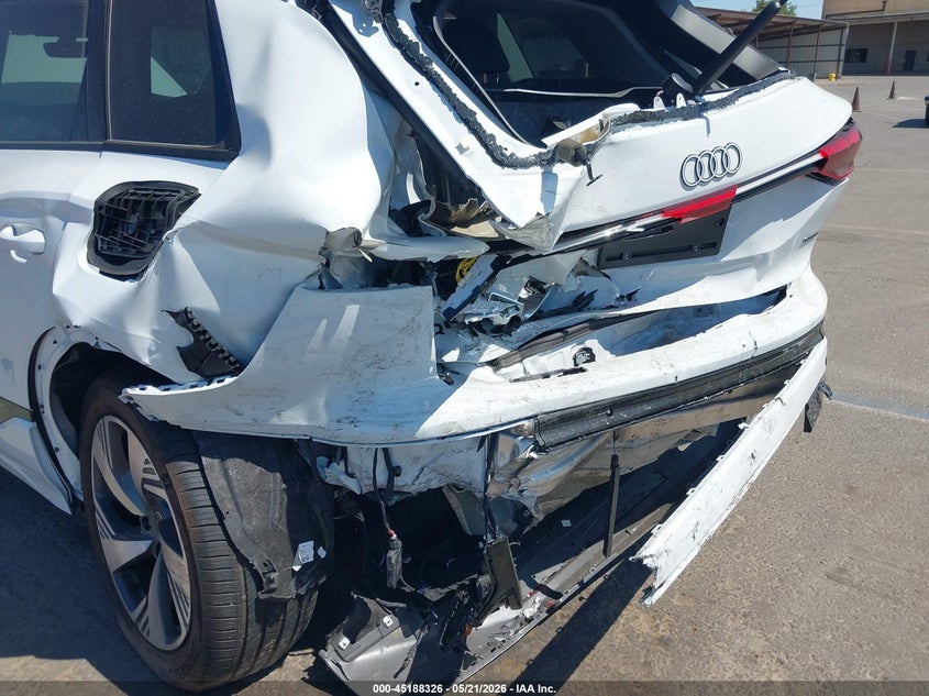 2025 Audi Q6 VIN WA124BGFXSA049426 IAAI salvage auction — REAR END, Salvage (California), sold $8,000 on 2026-07-22 (photo 6)