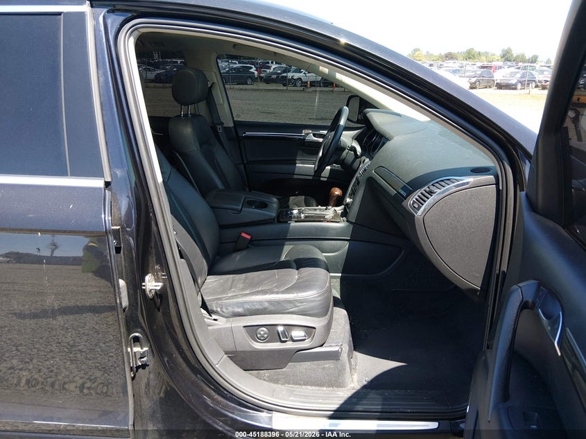 2010 Audi Q7 VIN WA1DVAFE7AD000223 IAAI salvage auction — UNKNOWN, Salvage (Texas), sold $500 on 2026-07-29 (photo 5)