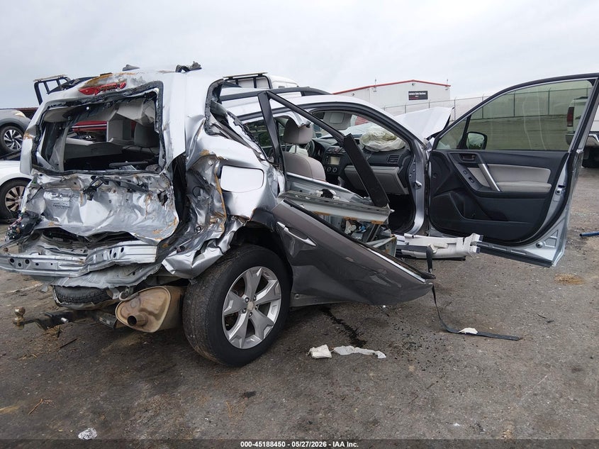 2015 Subaru Forester VIN JF2SJAGC4FH813817 IAAI salvage auction — ROLLOVER, Salvage Title, sold $250 on 2026-07-08 (photo 4)
