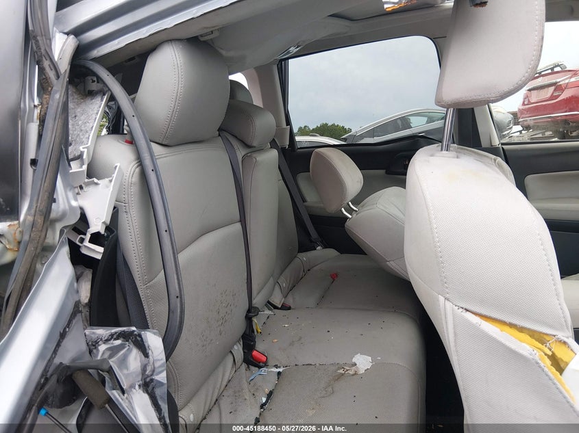 2015 Subaru Forester VIN JF2SJAGC4FH813817 IAAI salvage auction — ROLLOVER, Salvage Title, sold $250 on 2026-07-08 (photo 8)