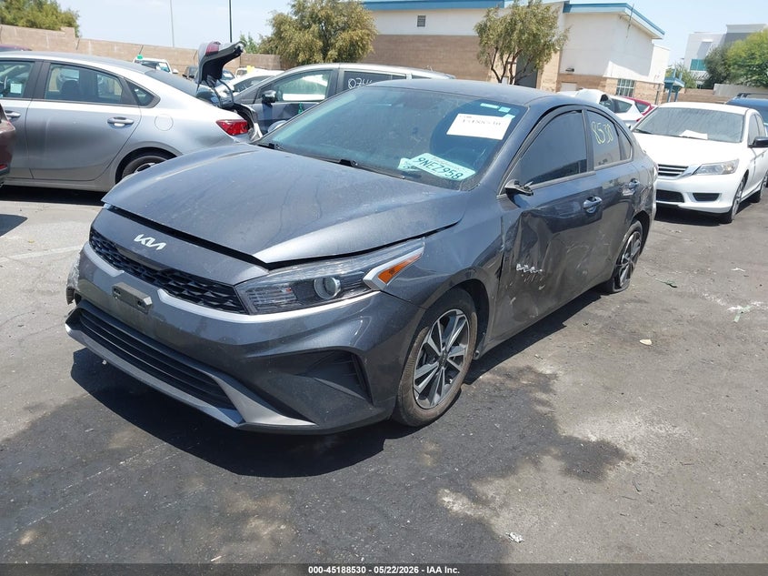 2024 Kia Forte VIN 3KPF24AD5RE801489 IAAI salvage auction — SIDE, Salvage Certificate (California), sold $3,450 on 2026-07-10 (photo 2)