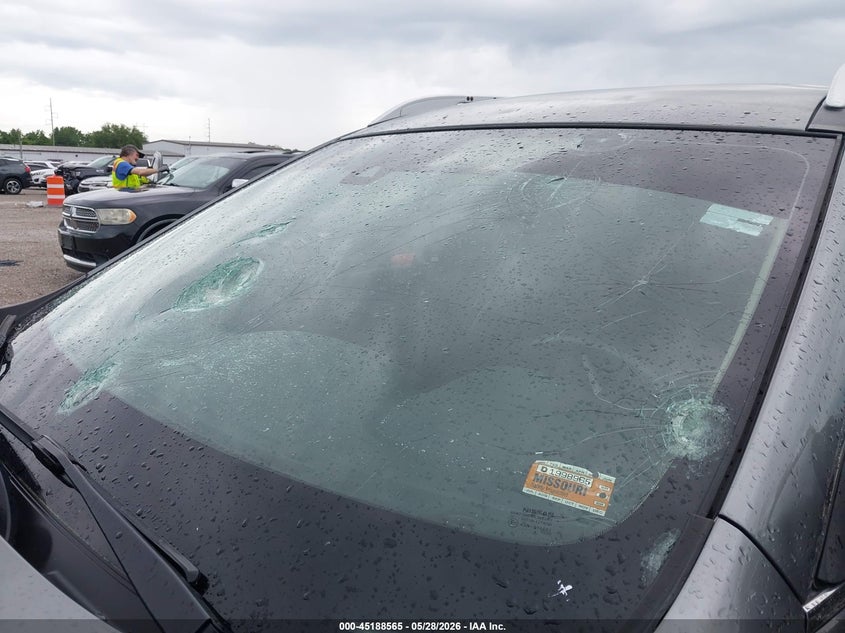 2019 Nissan Rogue VIN KNMAT2MV5KP533338 IAAI salvage auction — HAIL, Salvage Title, sold $2,675 on 2026-07-13 (photo 6)