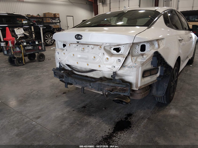2016 Kia Optima VIN KNAGT4L30G5096306 IAAI salvage auction — REAR END, Salvage Title, sold $1,125 on 2026-07-29 (photo 6)