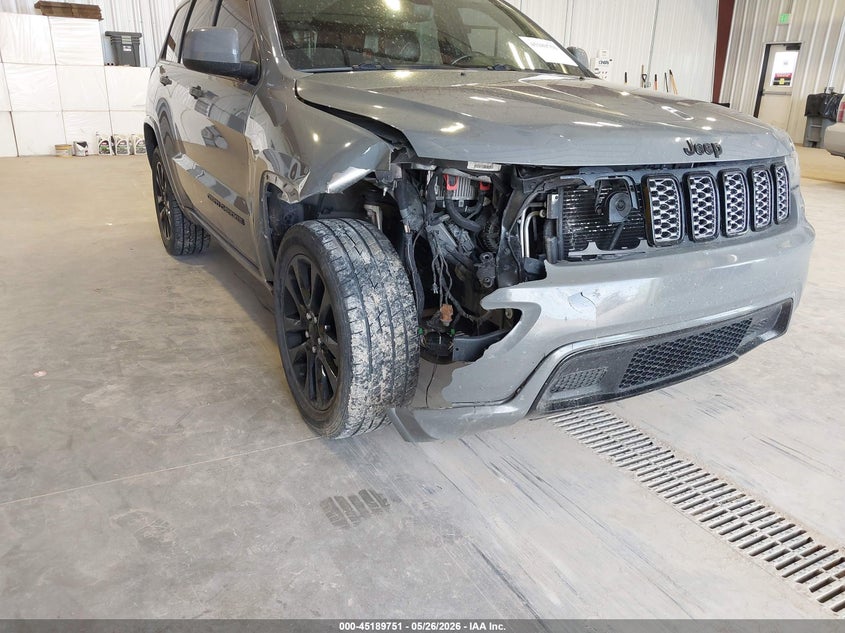 2019 Jeep Grand cherokee VIN 1C4RJFAG6KC818420 IAAI salvage auction — RIGHT FRONT, Salvage Title, sold $6,700 on 2026-08-27 (photo 6)