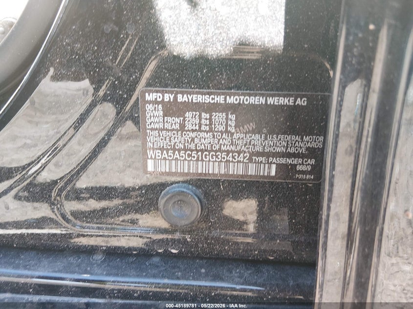 2016 BMW 5er VIN WBA5A5C51GG354342 IAAI salvage auction — FRONT END, Salvage Title, sold $2,800 on 2026-08-13 (photo 9)