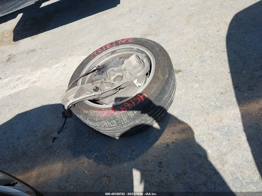 2017 Tesla Model s VIN 5YJSA1E14HF185812 IAAI salvage auction — FRONT END, Salvage (California), sold $1,400 on 2026-07-09 (photo 9)