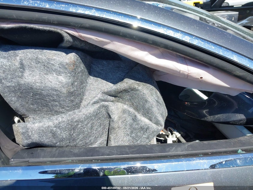 2017 Tesla Model s VIN 5YJSA1E14HF185812 IAAI salvage auction — FRONT END, Salvage (California), sold $1,400 on 2026-07-09 (photo 5)