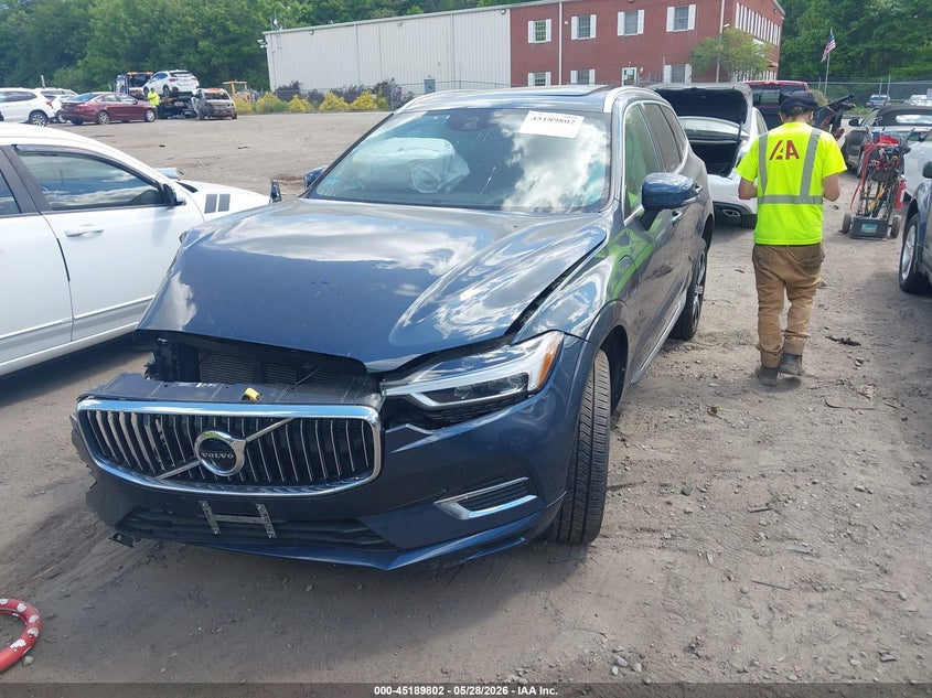 2021 Volvo Xc60 VIN YV4BR0DL1M1675923 IAAI salvage auction — RIGHT FRONT, Salvage (Idaho), sold $8,300 on 2026-07-28 (photo 2)