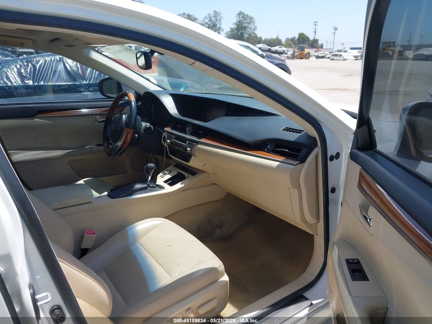 2015 Lexus VIN JTHBW1GG3F2083404 IAAI salvage auction — LEFT REAR, Salvage (California), sold $3,550 on 2026-07-08 (photo 5)