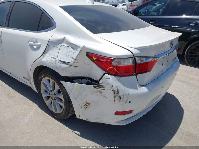 2015 Lexus VIN JTHBW1GG3F2083404 IAAI salvage auction — LEFT REAR, Salvage (California), sold $3,550 on 2026-07-08 (photo 6)