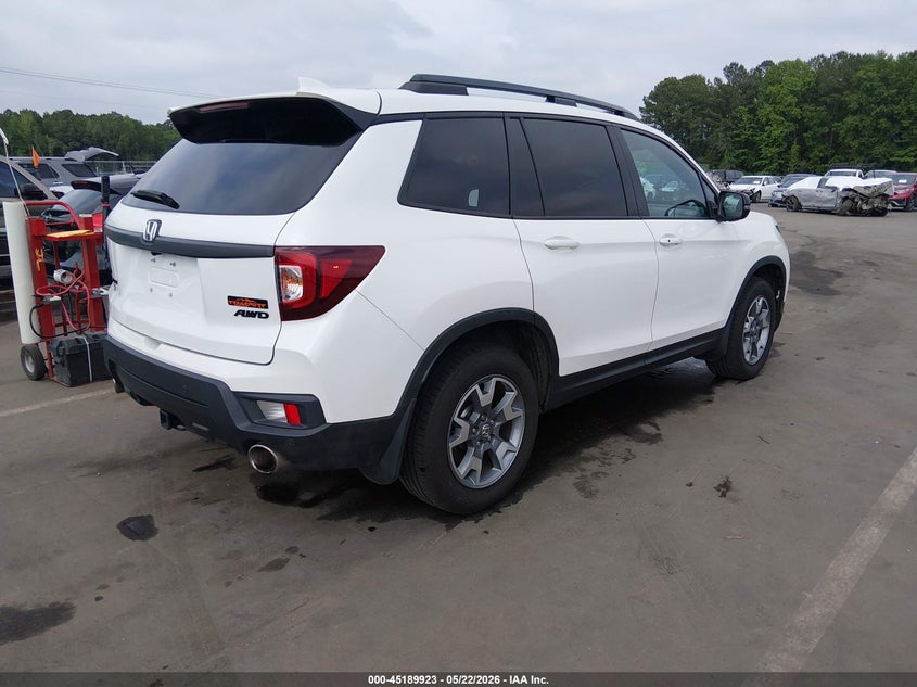 2023 Honda Passport VIN 5FNYF8H60PB004344 IAAI salvage auction — LEFT SIDE, Salvage (North Carolina), sold $12,300 on 2026-07-29 (photo 4)